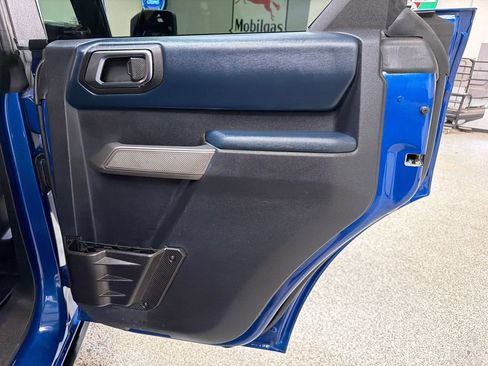 Used 2021 Ford Bronco First Edition AWD/4WD image 45