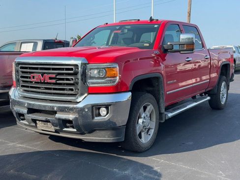 Used 2016 GMC Sierra 2500 SLT w/ Duramax Plus Package AWD/4WD image 2