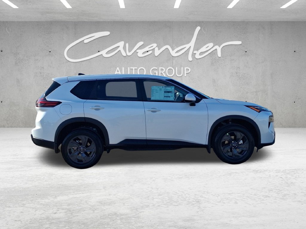 New 2026 Nissan Rogue SV w/ Cold Weather Package FWD image 18