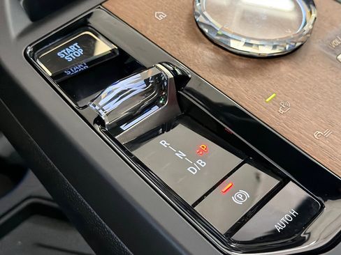 Certified 2023 BMW iX xDrive50 w/ Premium Package image 26