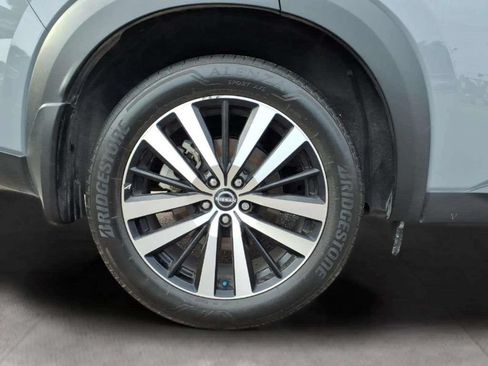 Used 2024 Nissan Pathfinder Platinum w/ Cargo Package FWD image 20