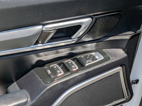 Used 2020 Kia Telluride S AWD/4WD image 13