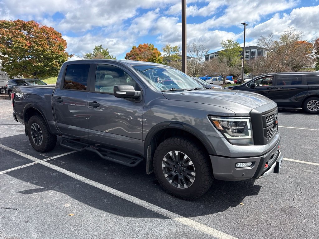 Used 2022 Nissan Titan PRO-4X w/ Pro-4x Convenience Package AWD/4WD image 1