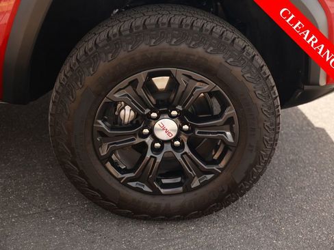 Used 2023 GMC Canyon Elevation RWD image 8