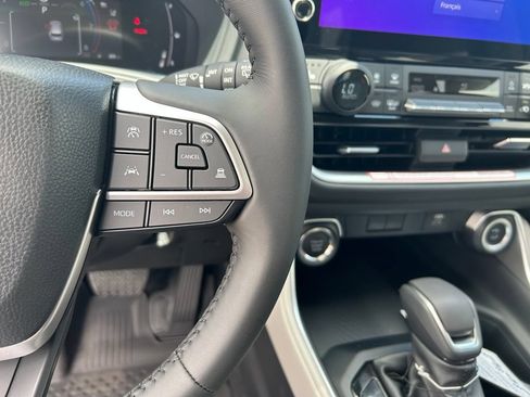 Used 2022 Toyota RAV4 XSE AWD/4WD image 22
