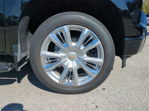 Certified 2024 Chevrolet Silverado 1500 High Country w/ High Country Premium Package image 11