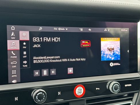 Used 2025 Porsche Macan GTS image 19