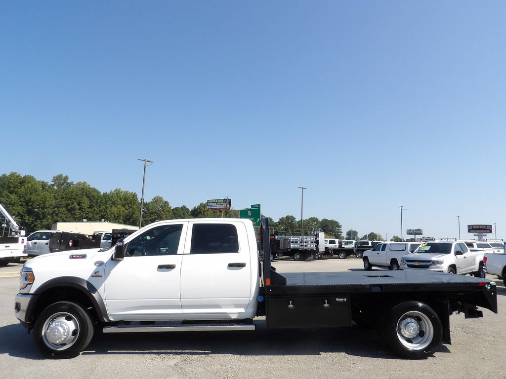 Used 2024 RAM 5500 4x4 Crew Cab image 64