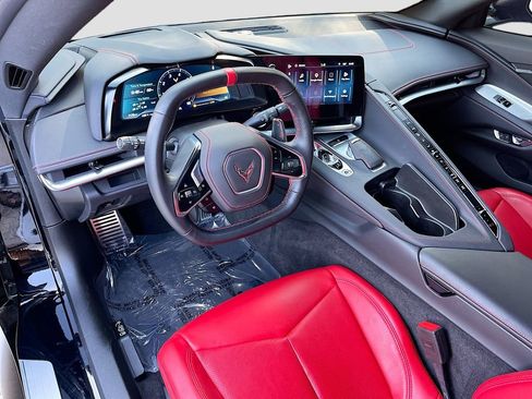 Used 2025 Chevrolet Corvette Stingray Coupe w/ Z51 Performance Package RWD image 16