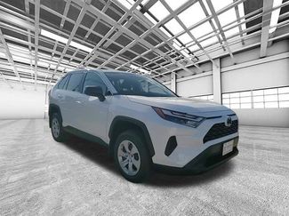 Used 2025 Toyota RAV4 LE video 1