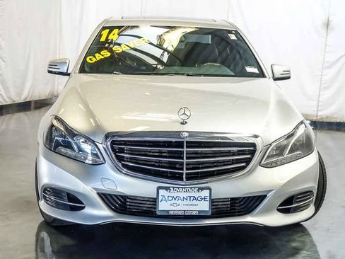 Used 2014 Mercedes-Benz E 350 4MATIC Sedan image 7