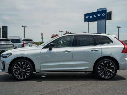 New 2026 Volvo XC60 B5 Ultra w/ Protection Package Premier AWD/4WD image 4