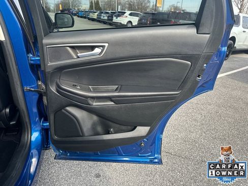 Used 2023 Ford Edge SEL image 16