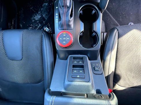 New 2025 Ford Bronco Raptor image 21