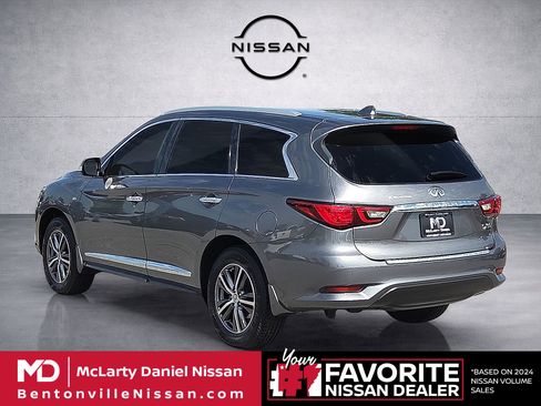 Used 2018 INFINITI QX60 AWD w/ Premium Plus Package image 4