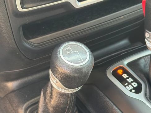 Used 2018 Jeep Wrangler Unlimited Sport AWD/4WD image 28