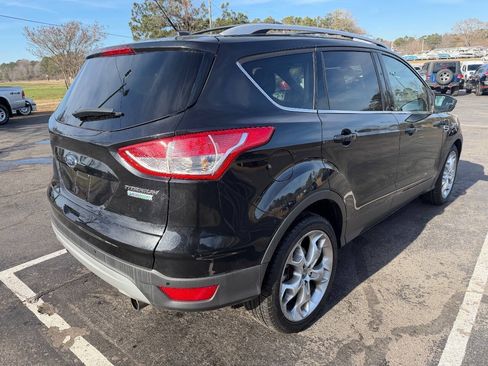 Used 2013 Ford Escape Titanium w/ Parking Technology Pkg FWD image 7
