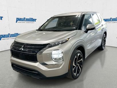 Used 2022 Mitsubishi Outlander ES