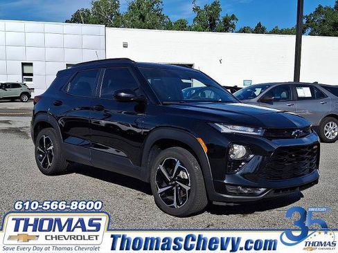 Used 2023 Chevrolet TrailBlazer RS w/ Convenience Package AWD/4WD image 1