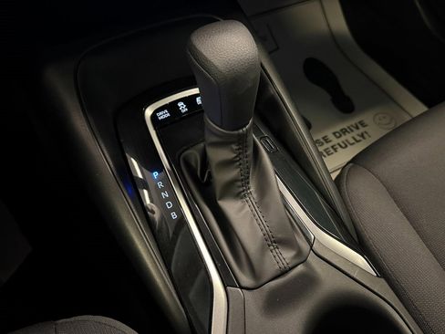 Used 2025 Toyota Corolla LE image 14