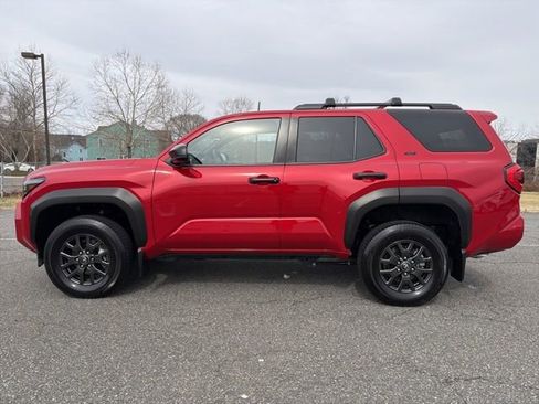 Used 2025 Toyota 4Runner SR5 image 5