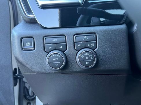 New 2026 Chevrolet Silverado 1500 RST w/ Dark Appearance Package image 17