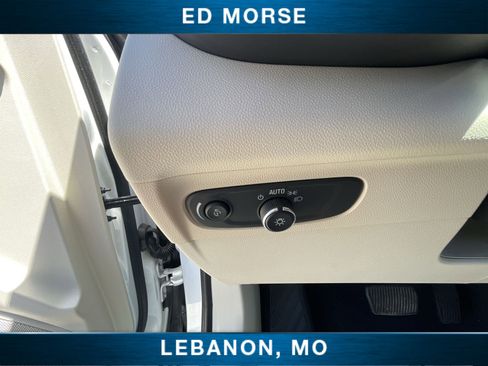 Used 2023 Buick Envision Essence AWD/4WD image 17