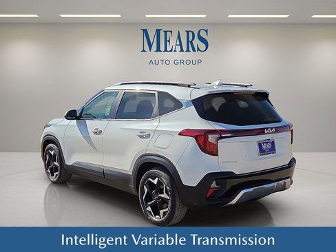 Used 2024 Kia Seltos EX image 4