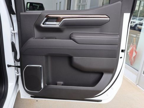 New 2026 GMC Sierra 1500 Elevation w/ Elevation Premium Package AWD/4WD image 38