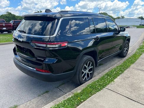Used 2023 Jeep Grand Cherokee L Limited AWD/4WD image 3