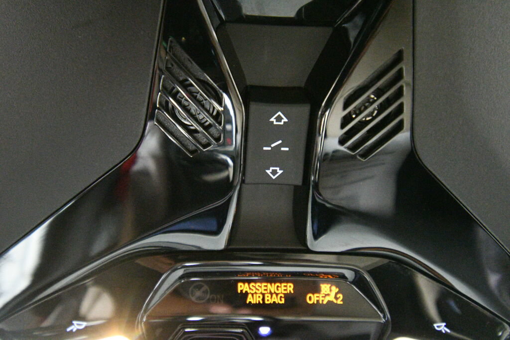 Used 2025 BMW 228i xDrive AWD/4WD image 18
