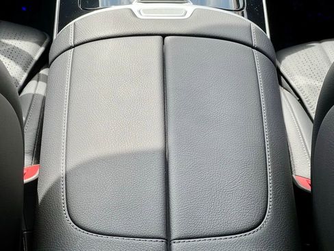 Used 2023 Mercedes-Benz S 580 4MATIC Sedan image 26