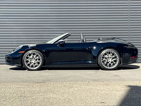 New 2026 Porsche 911 Carrera image 2