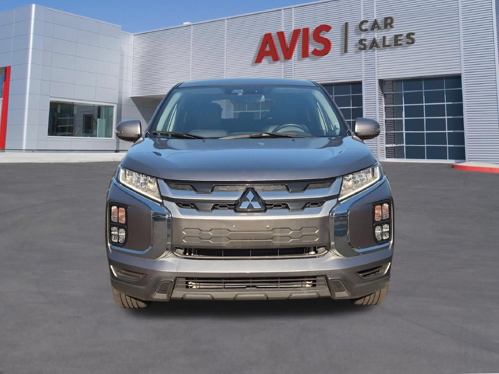 Used 2025 Mitsubishi Outlander Sport SE AWD/4WD image 2