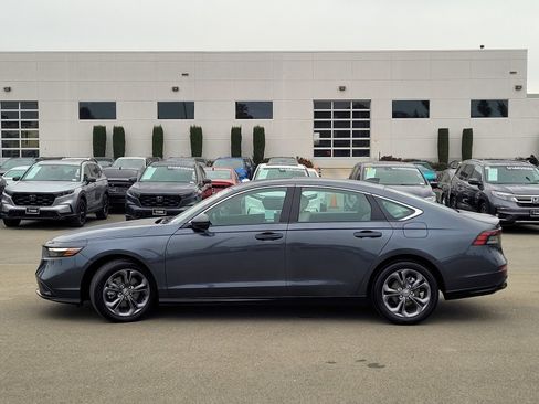 Certified 2025 Honda Accord EX-L image 8