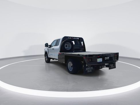 New 2025 Ford F350 XL w/ XL Chrome Package image 6