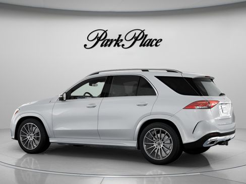 New 2026 Mercedes-Benz GLE 450 4MATIC image 9