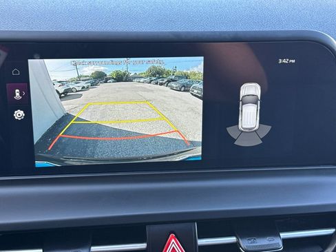 Used 2025 Kia Seltos EX w/ EX Sunroof Package FWD image 24