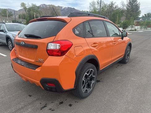 Used 2014 Subaru Crosstrek 2.0i Premium AWD/4WD image 3