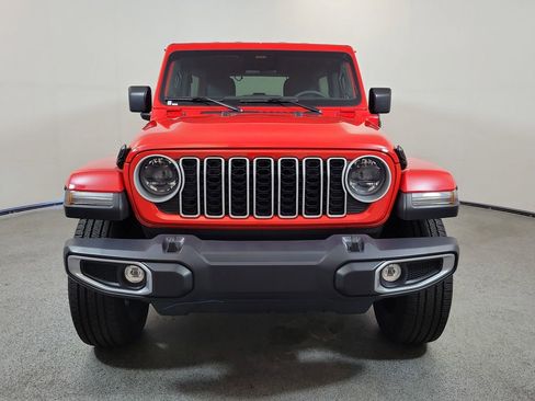 Used 2025 Jeep Wrangler Unlimited Sahara AWD/4WD image 2