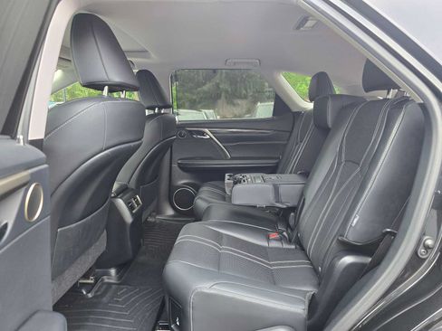 Used 2022 Lexus RX 350L Luxury w/ Cold Weather Package (CT) AWD/4WD image 16