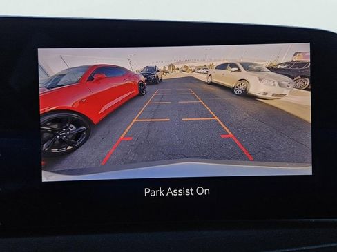 Used 2024 Cadillac XT4 Premium Luxury image 13