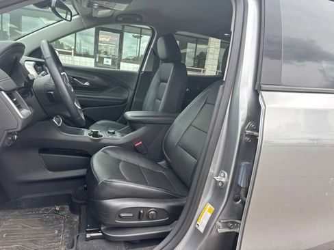 Used 2023 GMC Terrain SLT w/ LPO, Floor Liner Package FWD image 14