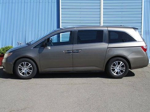 Used 2011 Honda Odyssey EX-L image 6