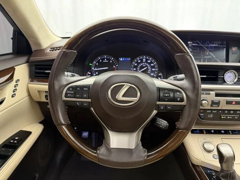 Used 2017 Lexus ES 350 FWD image 12