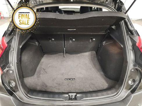 Used 2020 Nissan Kicks SV image 19