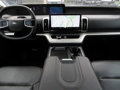 Certified 2025 Ford Expedition Max Active image 17