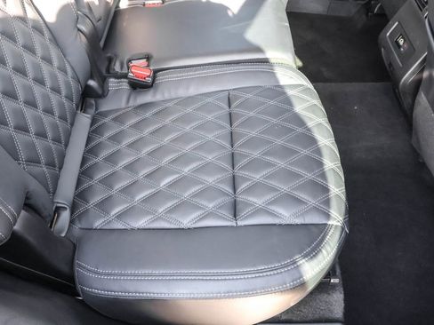 Used 2022 Mitsubishi Outlander SEL image 32