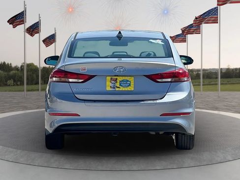 Used 2017 Hyundai Elantra SE FWD image 6