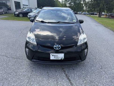 Used 2014 Toyota Prius Two FWD image 8